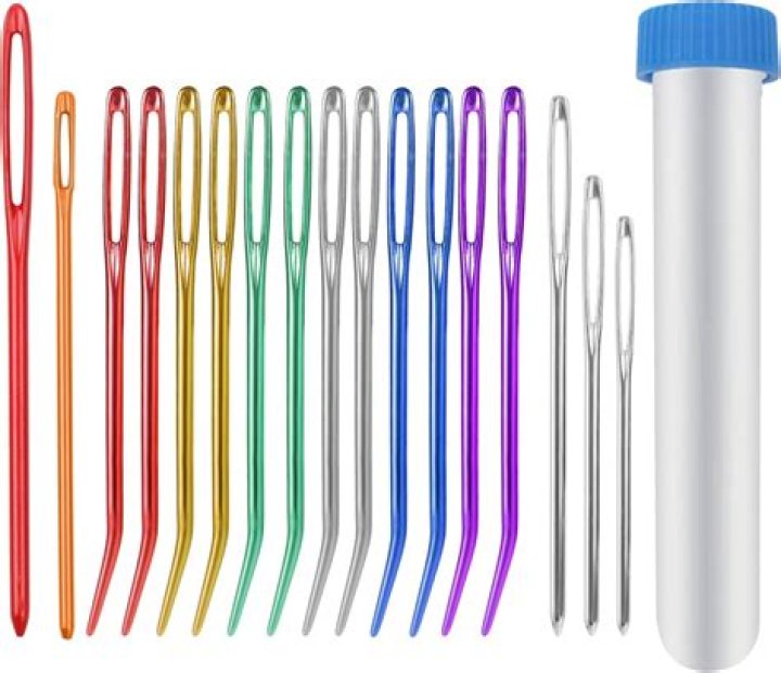 Are darning needles blunt?