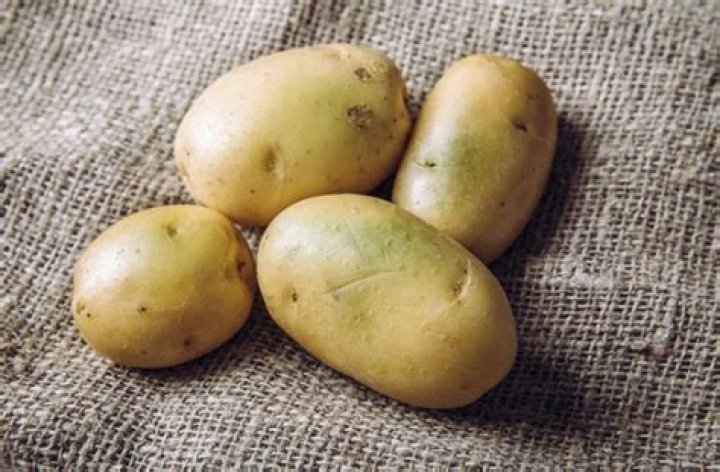 Are green tinged potatoes safe to eat?