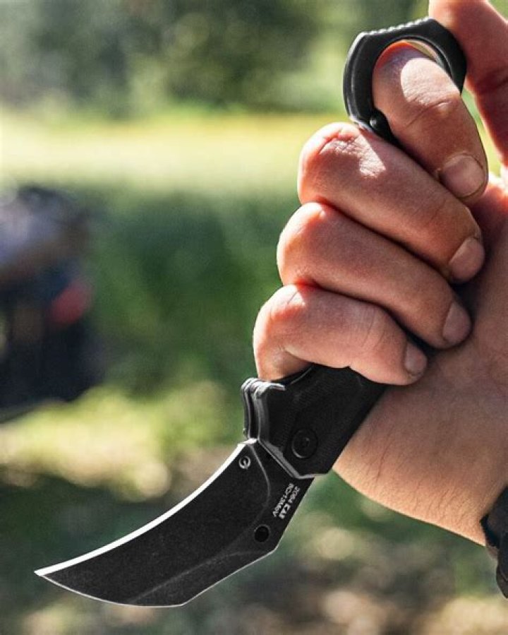 Are knives good for self defense?