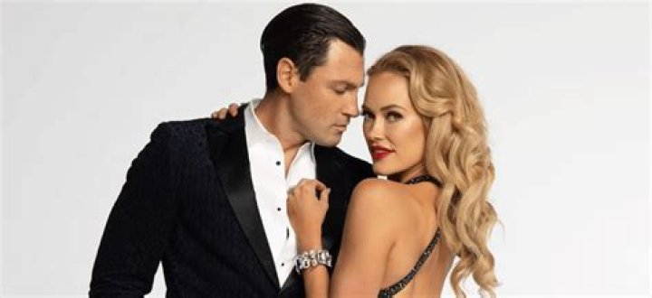 Are peta and maks still married?