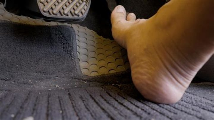 Can u drive barefoot?