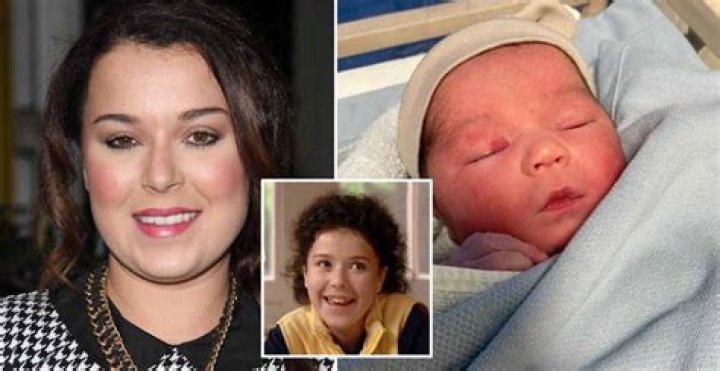 Did dani harmer have a baby?