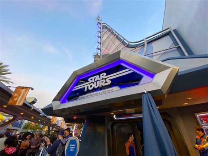 Did star tours close?
