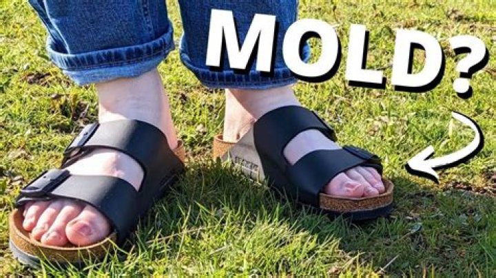 Do birkenstocks mould to your feet?