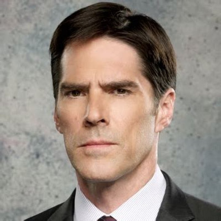 Does aaron hotchner die?