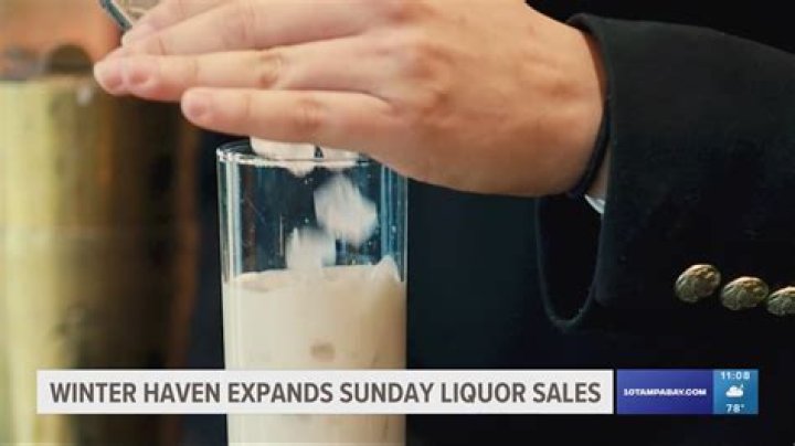 Does chiefland sell liquor on sundays?