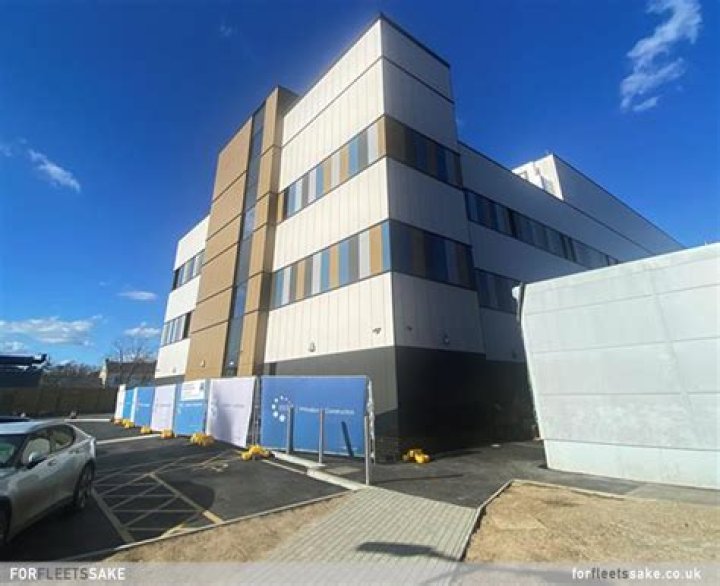 Does frimley park hospital have wifi?