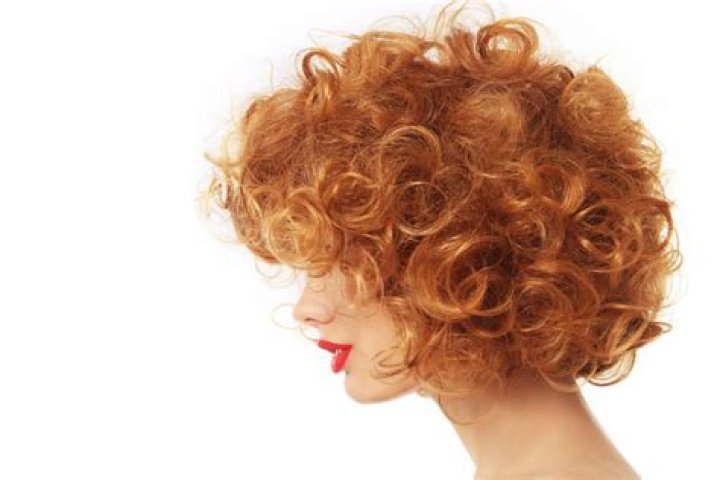 Does plopping damage hair?