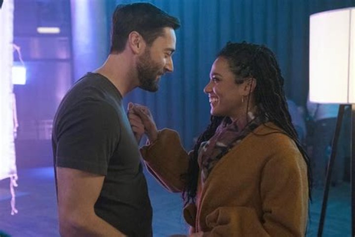 Does vijay die on new amsterdam?