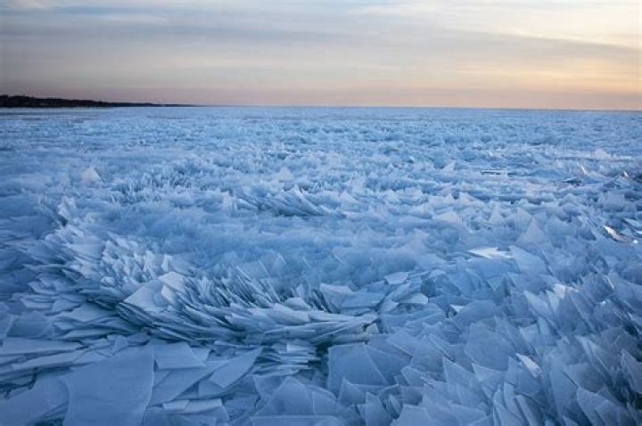 Has lake michigan ever frozen over?