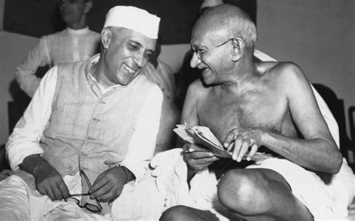 How did nehru died?