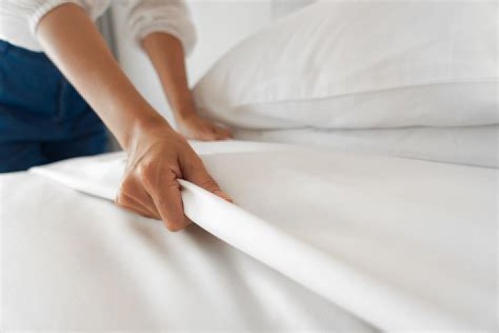 How do sateen sheets feel?
