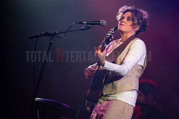 Is amy wadge welsh?