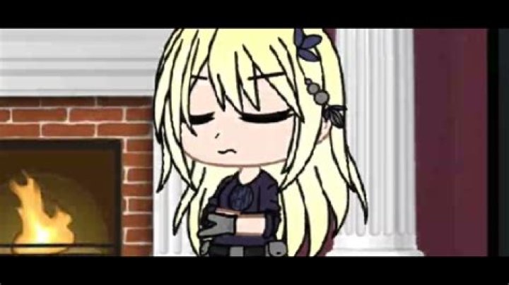 Is oralie sophie's mother?