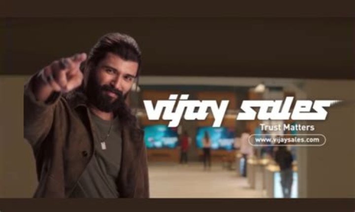 Is vijay sales open today?
