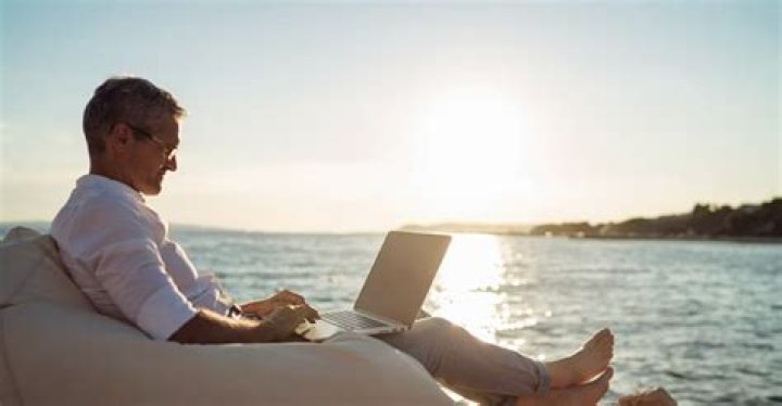 Should i mention a planned vacation in an interview?