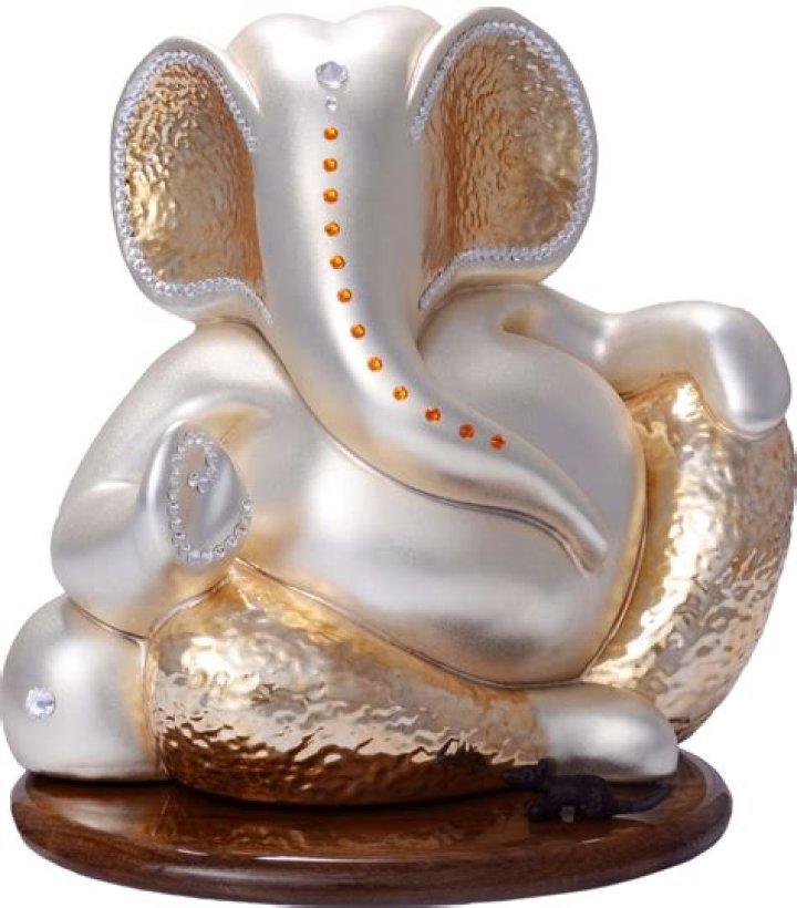 Should we gift ganesha idol?