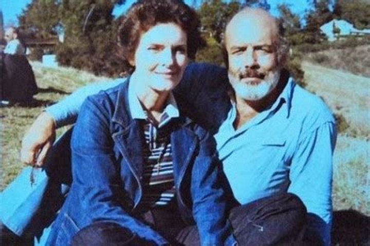 Was pernell roberts married?