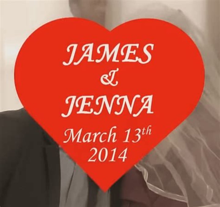 Was sal at murrs wedding?