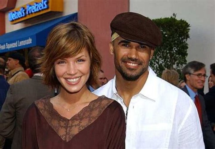 Was shemar moore married to sanaa lathan?