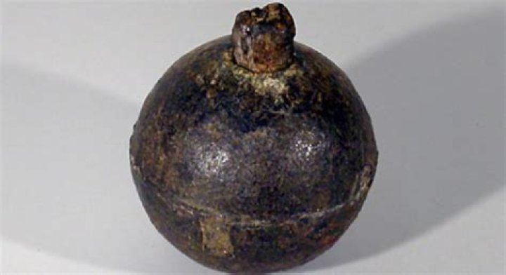 Were grenades used in the revolutionary war?