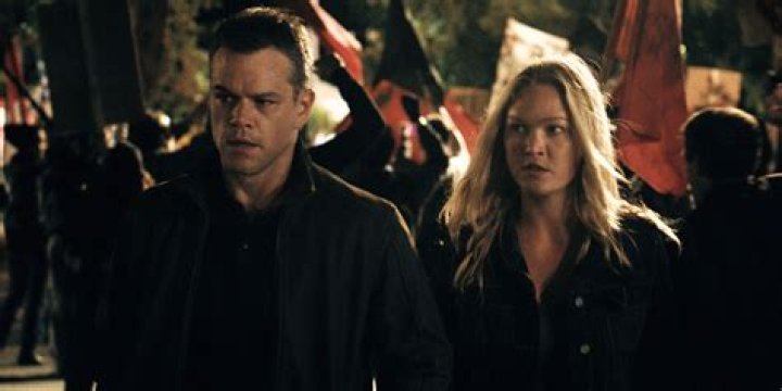 Were jason bourne and nicky parsons in a relationship?