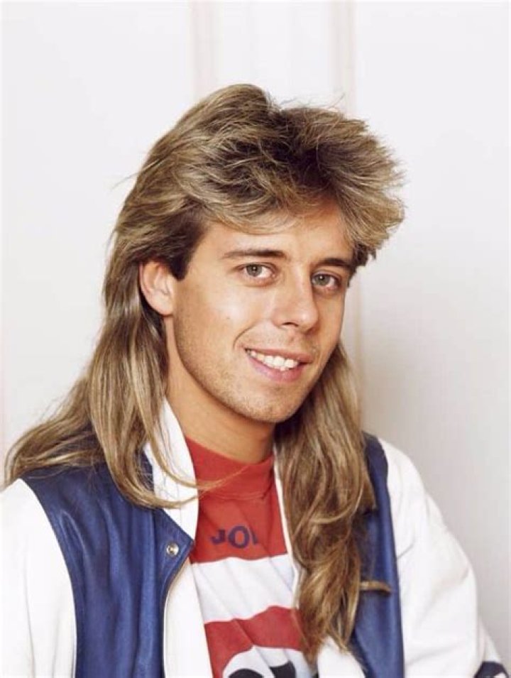 Were mullets popular in the 70s?