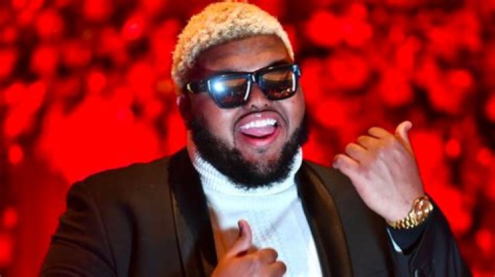 What do you mean by pomaceous?