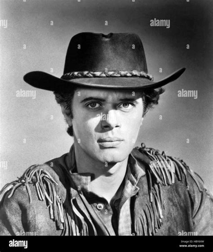 What happened to michael sarrazin?