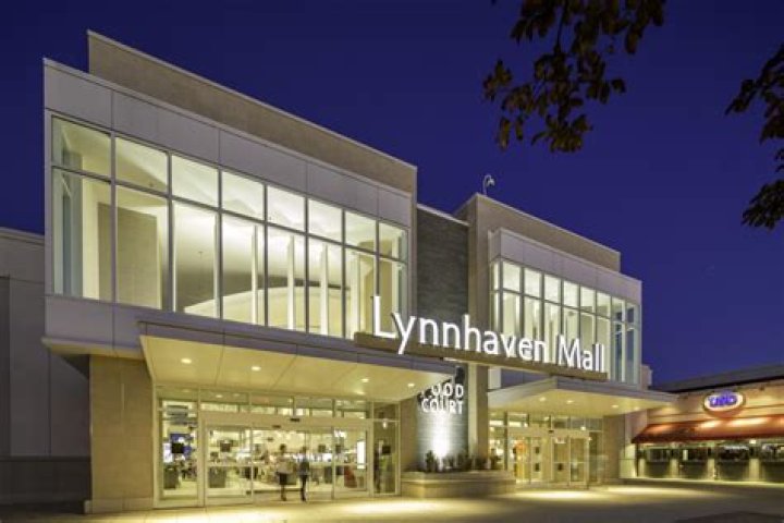 What is open at lynnhaven mall?