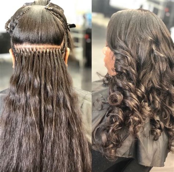Whats a good amount to tip a hairstylist?