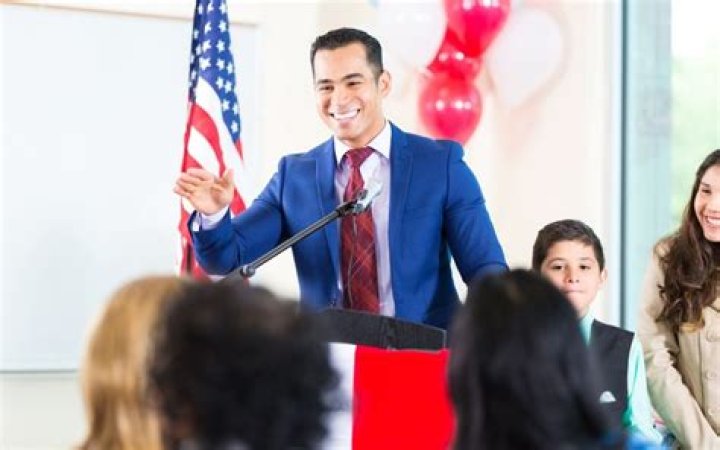 Whats a stump speech?