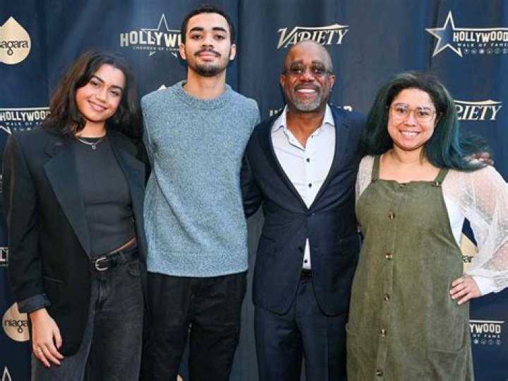 Whats darius rucker's daughters name?