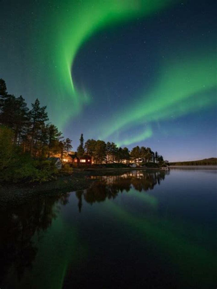 When are the northern lights in sweden?