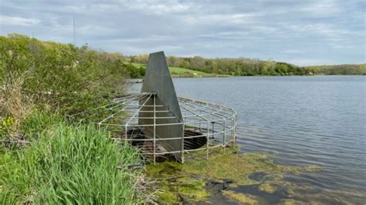 When is lake ahquabi being drained?