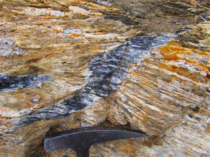 Where is tourmaline found in the united states?