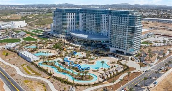 Which gaylord is the biggest?