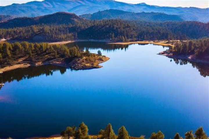 Who owns lake cuyamaca?