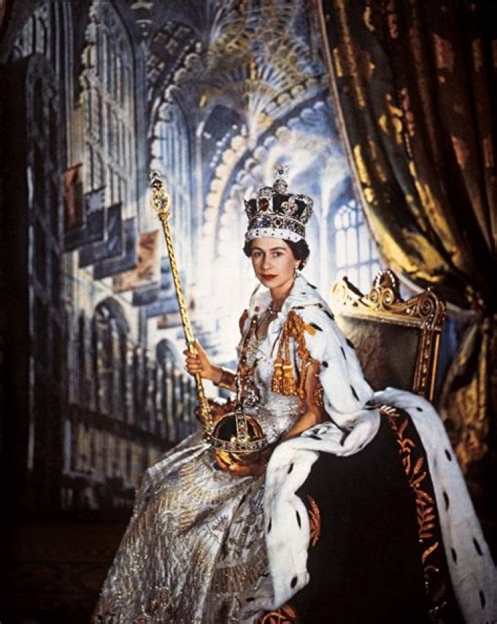 Who planned queen elizabeth's coronation?