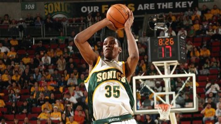 Why sonics left seattle?