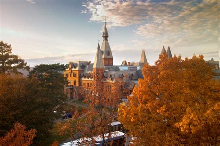 Will cornell open in the fall?